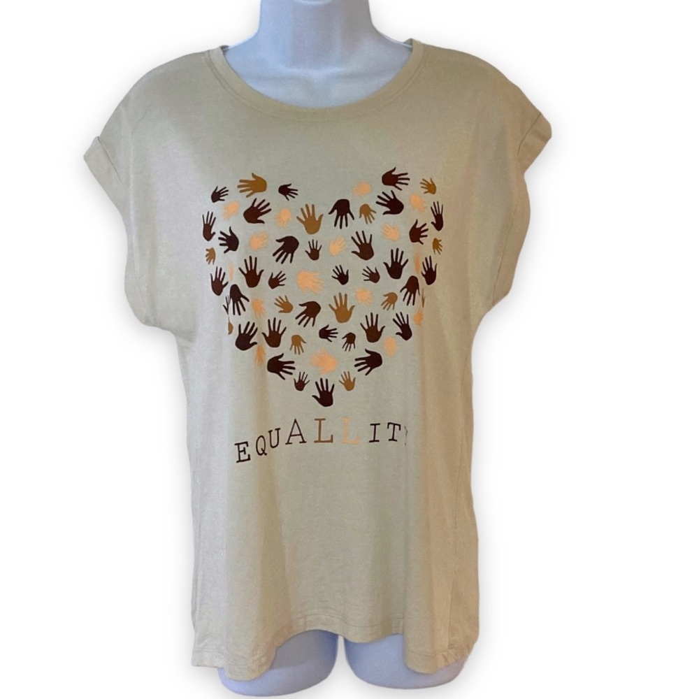 Sweet soul Equality Graphic tee M